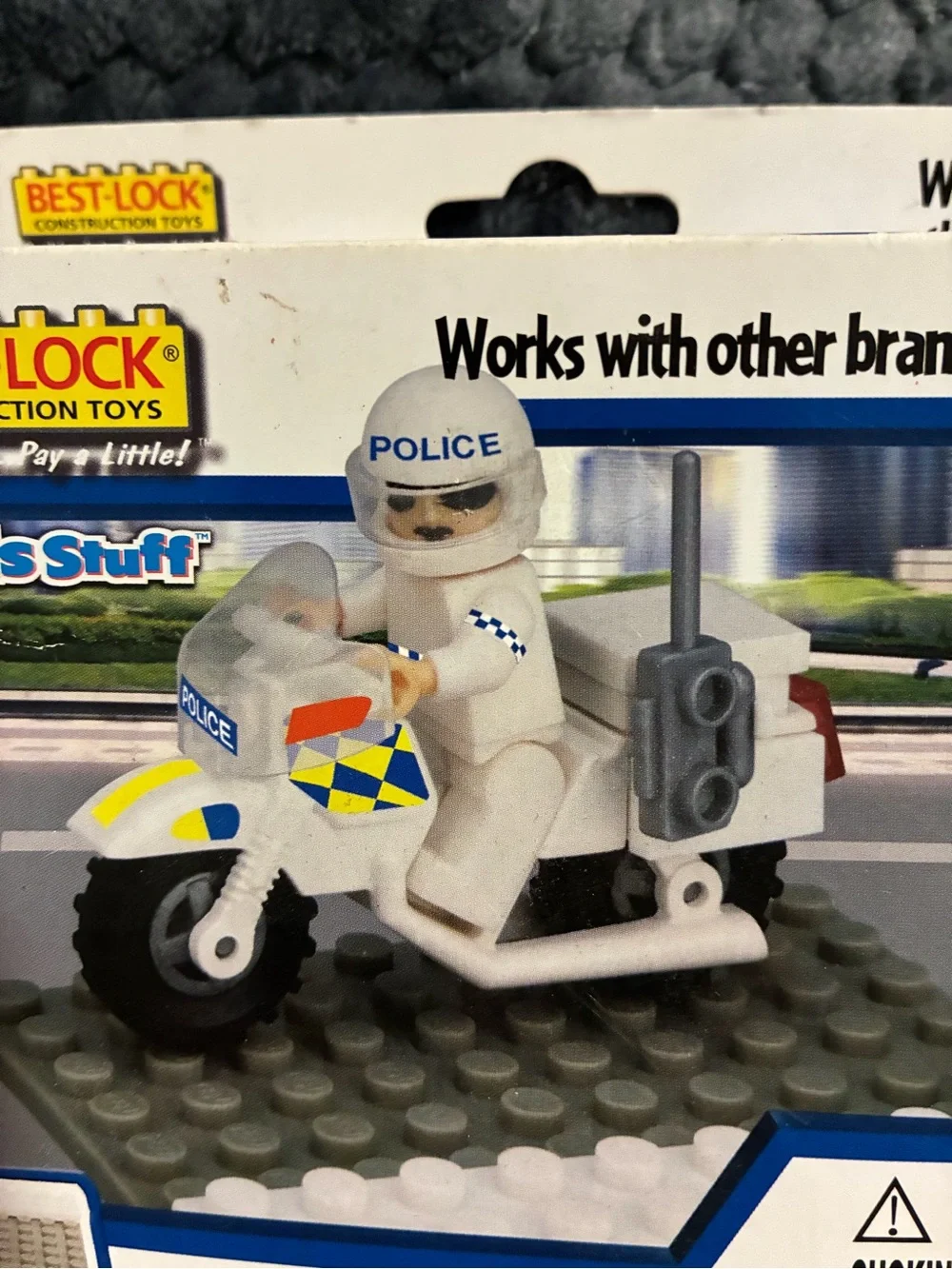 KidsStuff White Police Motorcycle Building Set with Mini Figure